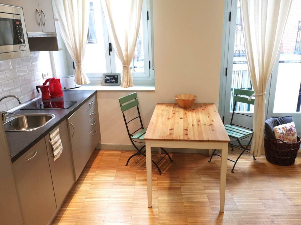 Apartamentos Moratin Las Letras Madrid Esterno foto