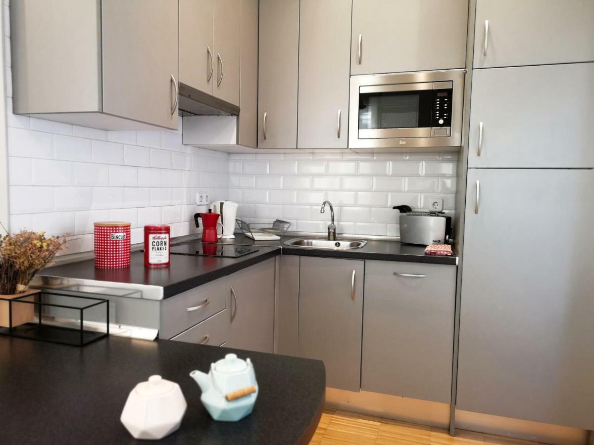 Apartamentos Moratin Las Letras Madrid Esterno foto